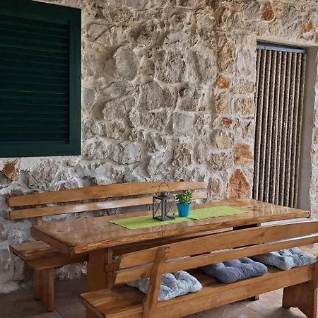 Secluded Fisherman's Cove Druce, Pasman - 23356 *